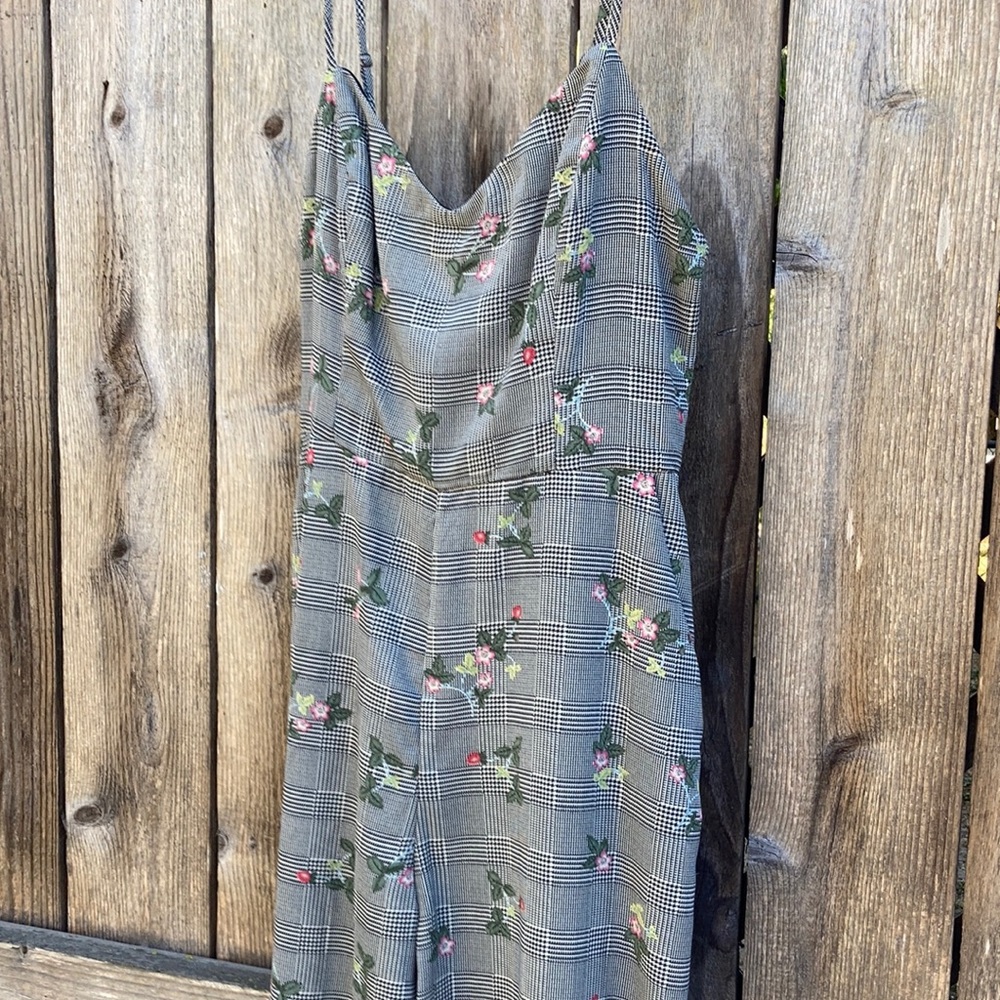Lush wide leg jumpsuit with tie-back detail